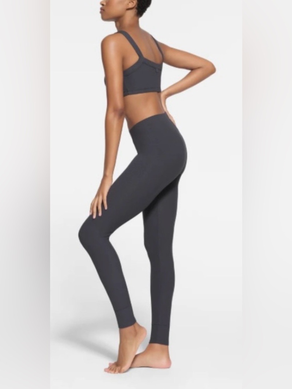 NWT SKIMS Soft Lounge leggings, size S